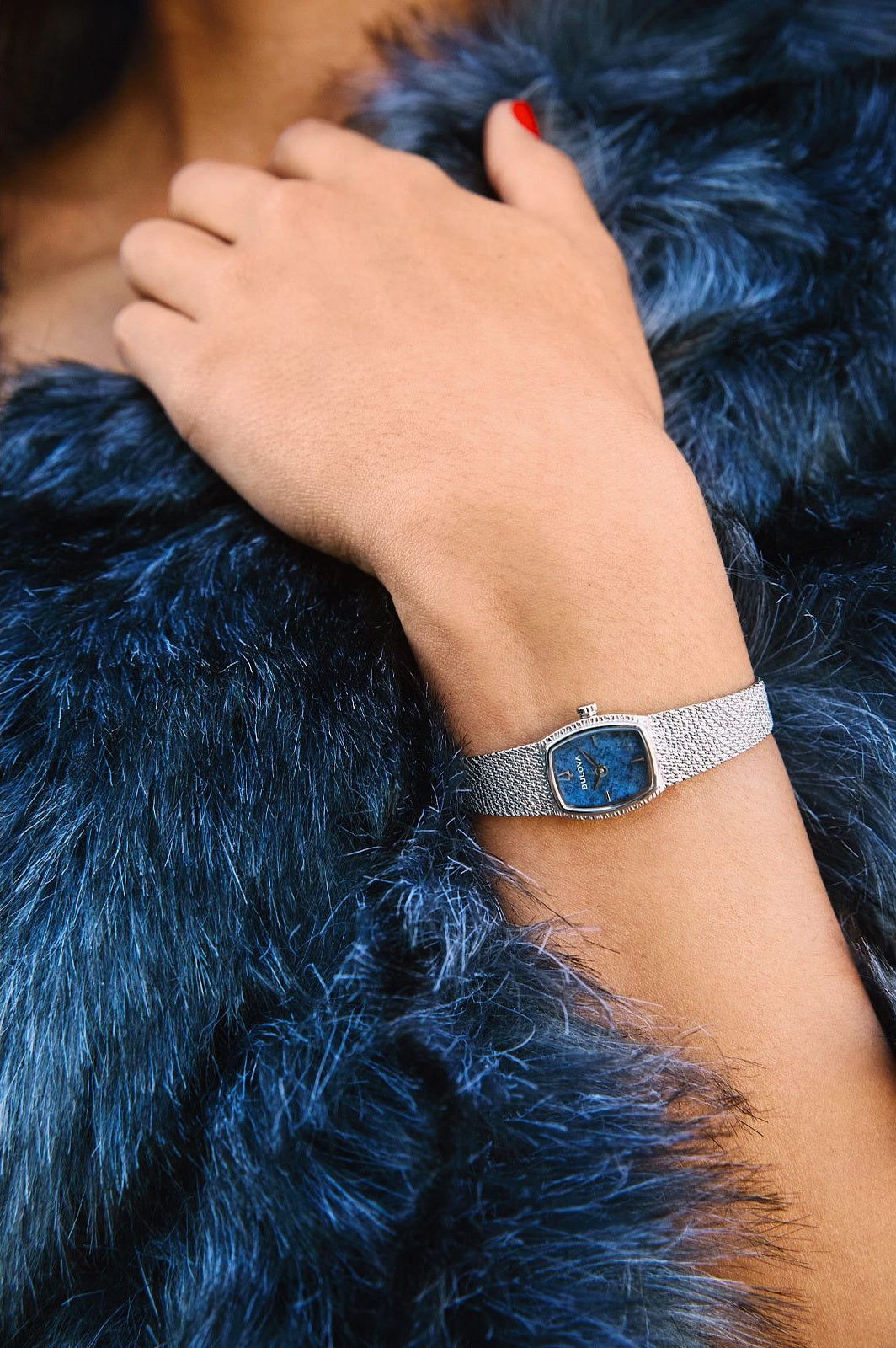 Reloj Bulova Goddess of Time sodalita azul